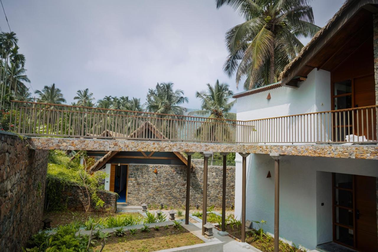 Maayaa Riverside Villa By Kpm Tripenta Attappādi Esterno foto