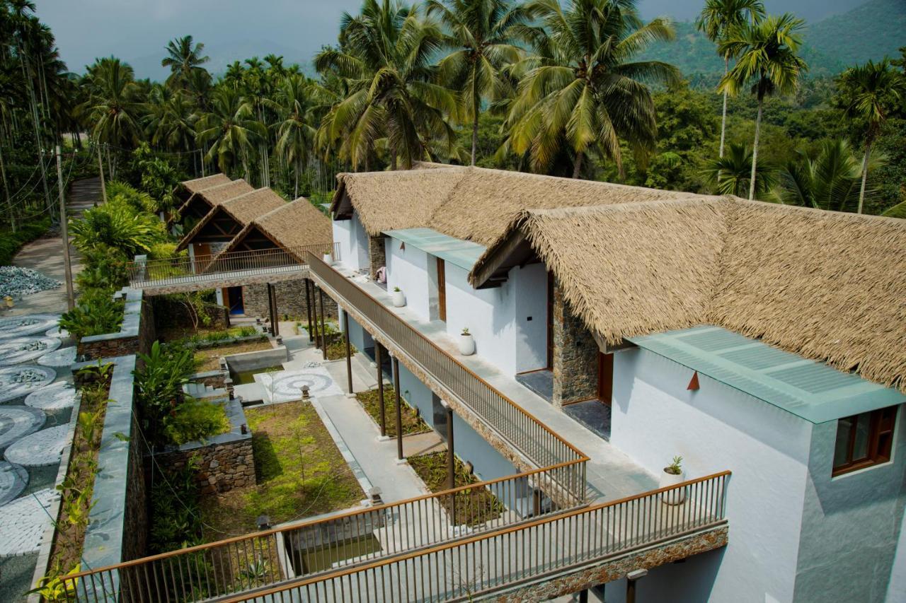 Maayaa Riverside Villa By Kpm Tripenta Attappādi Esterno foto