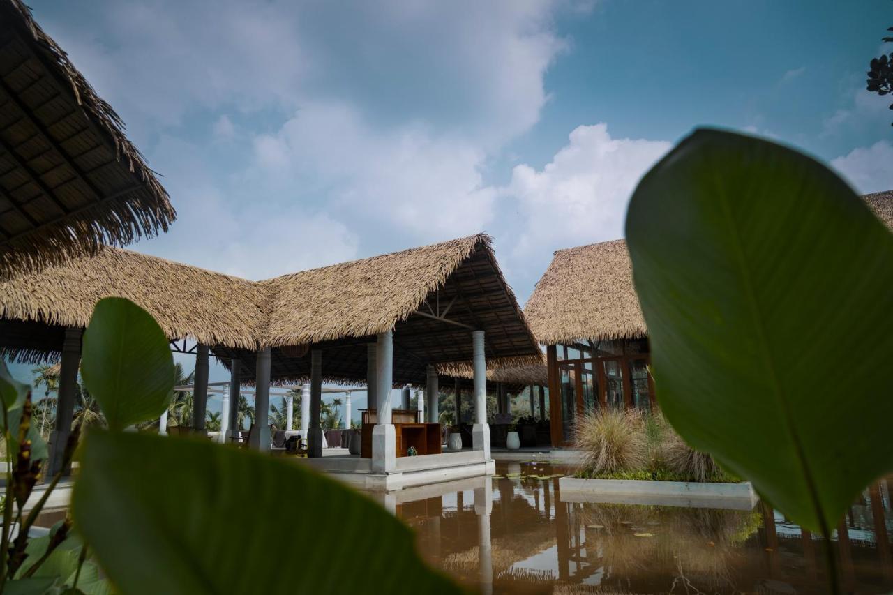 Maayaa Riverside Villa By Kpm Tripenta Attappādi Esterno foto