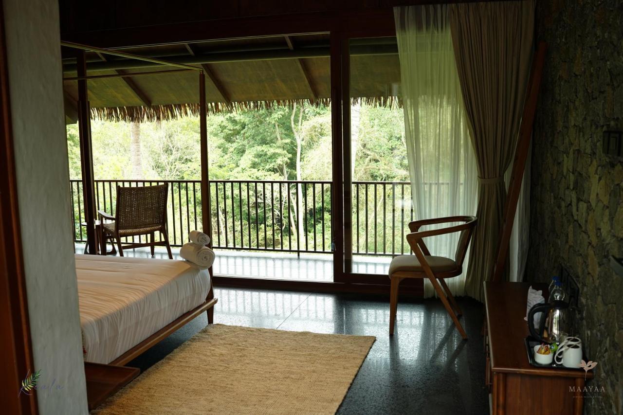 Maayaa Riverside Villa By Kpm Tripenta Attappādi Esterno foto
