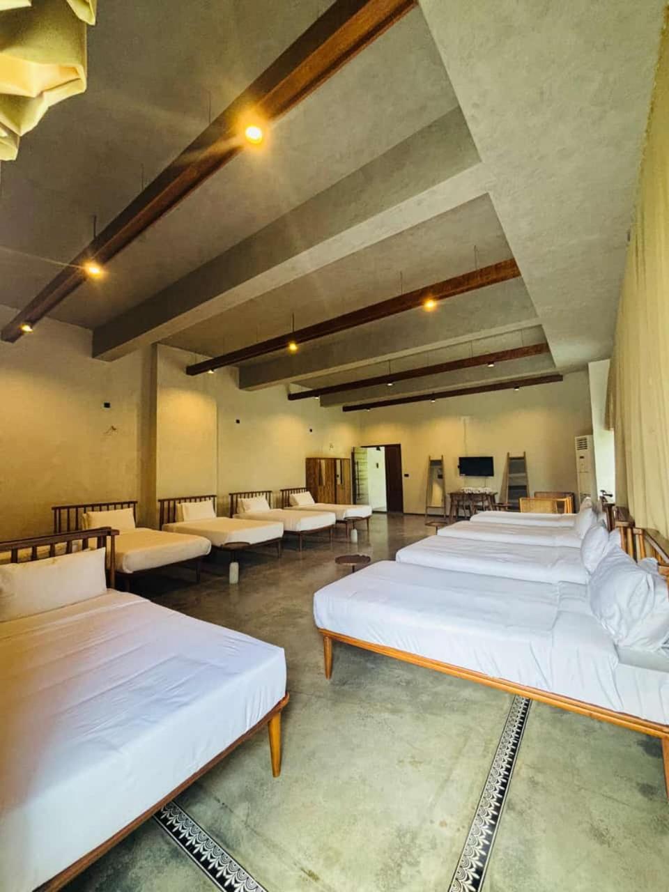 Maayaa Riverside Villa By Kpm Tripenta Attappādi Esterno foto
